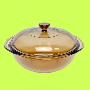 GUC Pyrex Vintage Vision Ware Amber Brown Casserole Dish 1.5L w/Lid